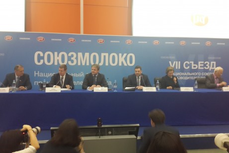 Комментарий. А. Ткачев: «Молоком должна заниматься вся страна».