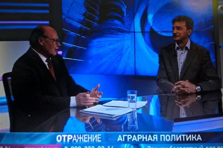 Комментарий. Академик Ушачев: «Безработица и бедность имеют сельское лицо».