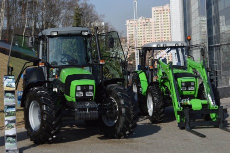 Трактор DEUTZ-FAHR Agrolux 4.80 для овощеводства.