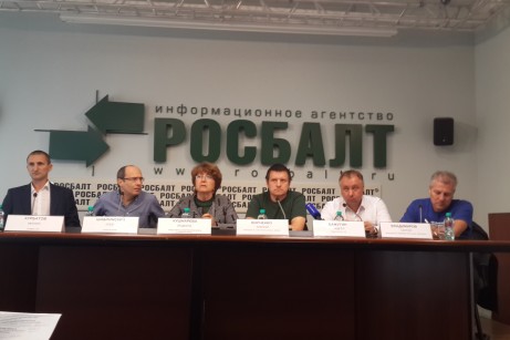 Комментарий. Участников тракторного марша на Москву прессуют как террористов.