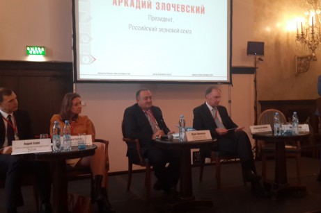 Комментарий. Акулы агробизнеса, эксперты подвели итоги и представили прогнозы.