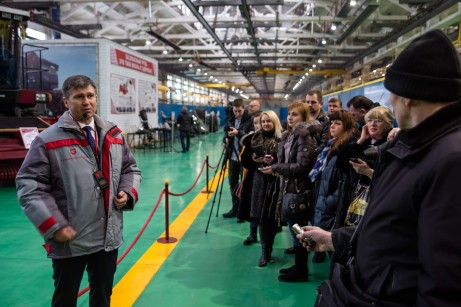 «Наша задача — занять 50 процентов российского рынка комбайнов».