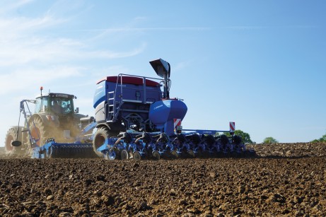 LEMKEN сохраняет свои позиции на рынке. Azurit и Solitair 25 появятся на рынке в 2017 году.