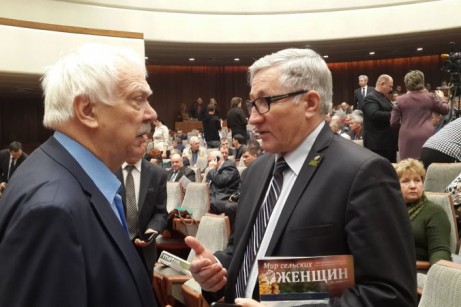 Комментарий. Камияр Байтемиров: необходимо наметить дорожную карту, чтобы закончить земельную реформу.