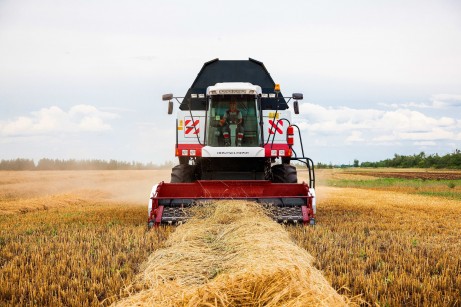 Казахстан заинтересован в расширении сотрудничества с российскими производителями спецтехники.