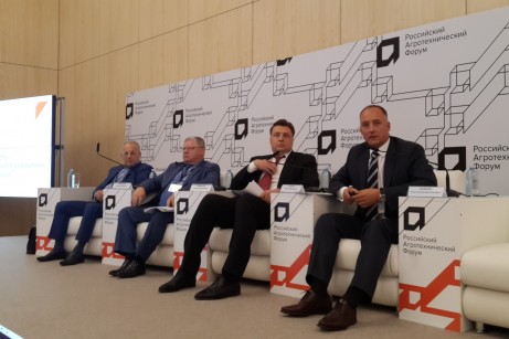 Комментарий. Машиностроители предупреждают правительство: программа 1432 требует поддержки.