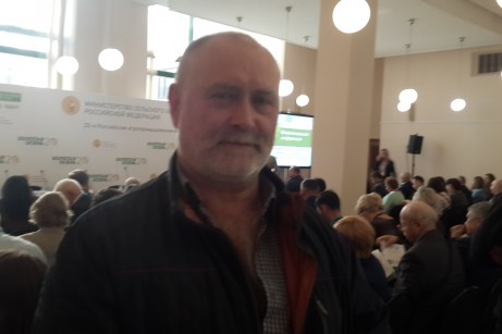 Комментарий. Фермеры: хождение по мукам.