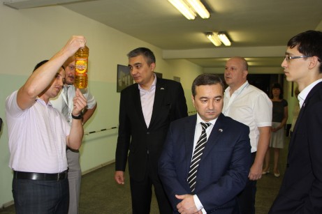 Делегация Республики Узбекистан посетила Маслоэкстракционный завод «Юг Руси».